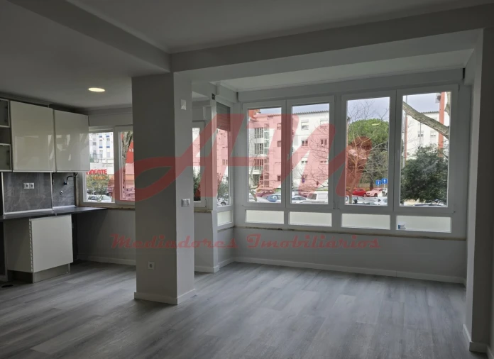 Apartamento T2 para Venda em Oeiras e São Julião da Barra, Paço de Arcos e Caxias Foto 5