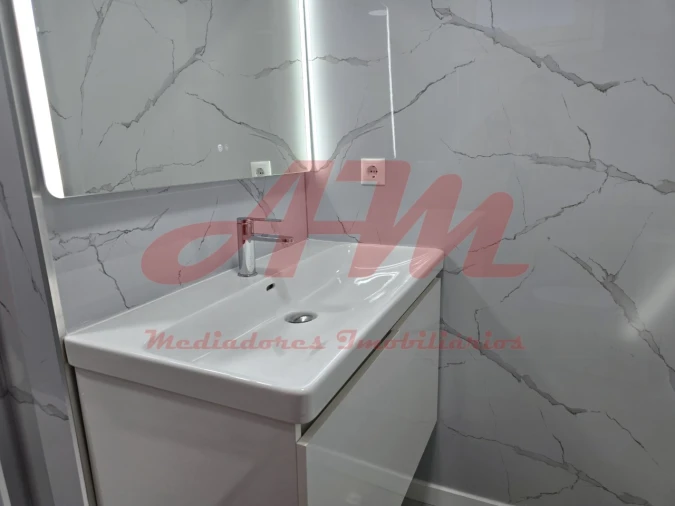 Apartamento T2 para Venda em Oeiras e São Julião da Barra, Paço de Arcos e Caxias Foto 16