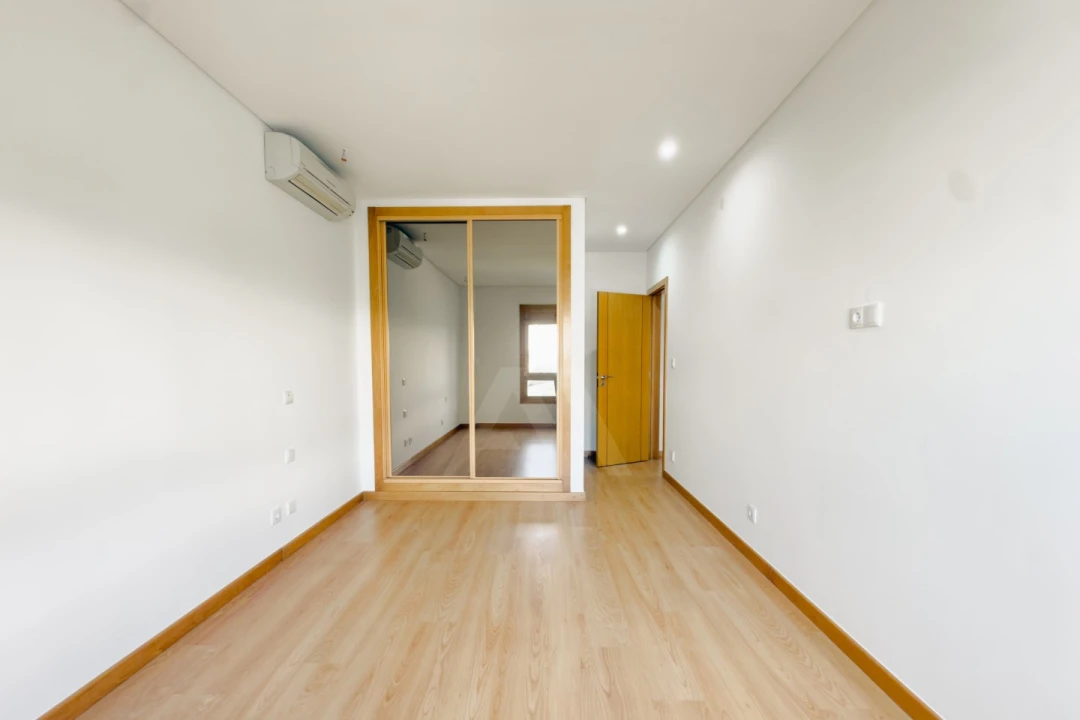 Apartamento T3 para Venda em Odivelas Foto 26