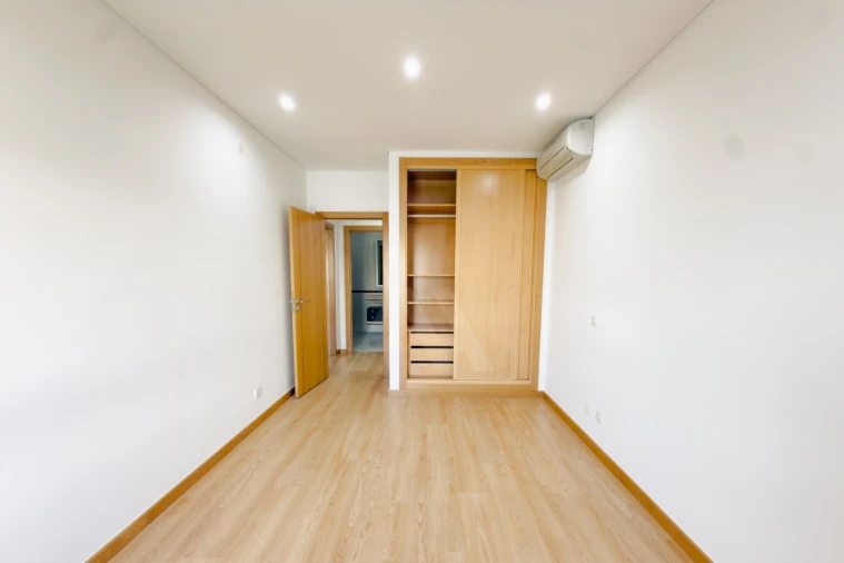 Apartamento T3 para Venda em Odivelas Foto 21