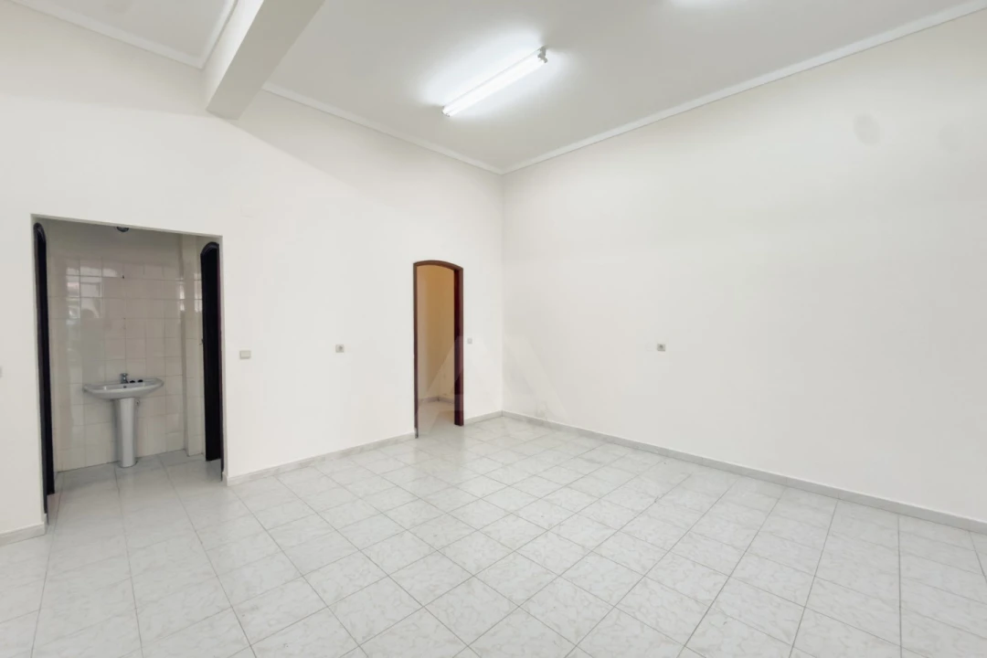 Loja para Venda em Cacém e São Marcos Foto 5