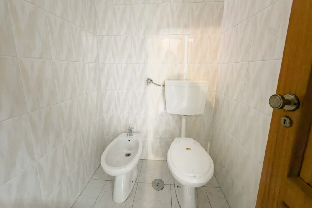 Loja para Venda em Cacém e São Marcos Foto 9