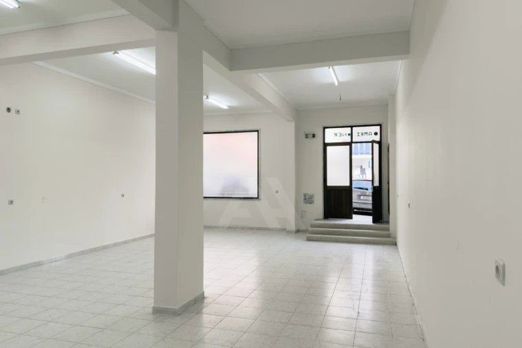 Loja para Venda em Cacém e São Marcos Foto 15