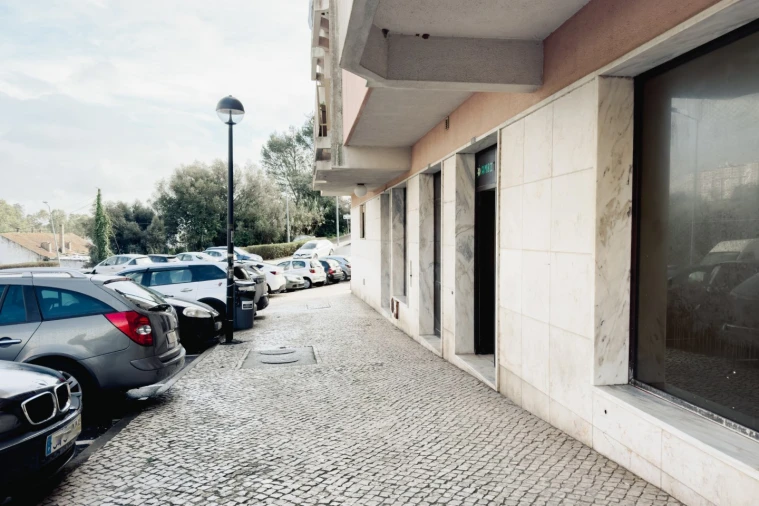 Loja para Venda em Cacém e São Marcos Foto 17