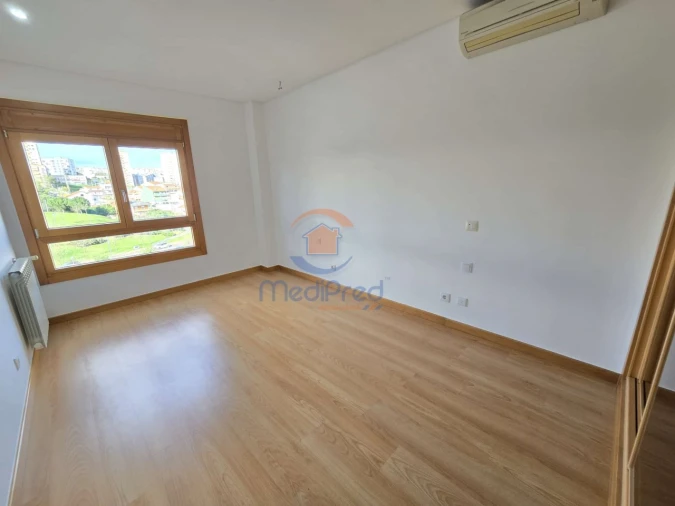 Apartamento T3 para Venda em Odivelas Foto 12