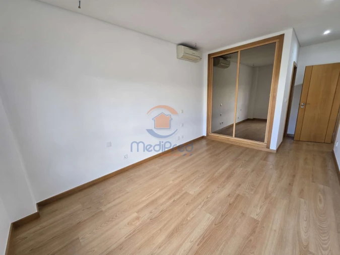 Apartamento T3 para Venda em Odivelas Foto 13