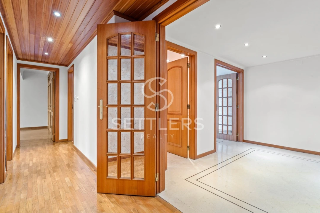 Apartamento T3 para Venda em Oeiras e São Julião da Barra, Paço de Arcos e Caxias Foto 8