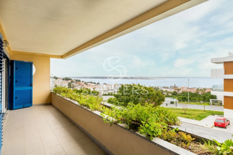 Apartamento T3 para Venda em Oeiras e São Julião da Barra, Paço de Arcos e Caxias Foto 6