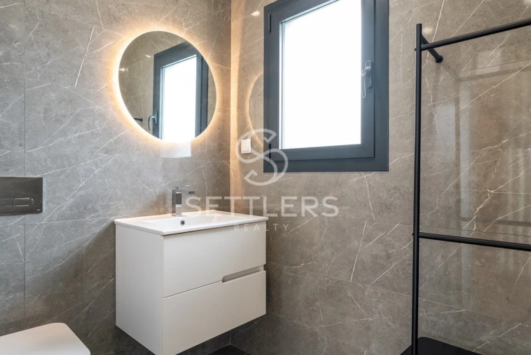 Moradia T2 para Venda em Porto Salvo Foto 10