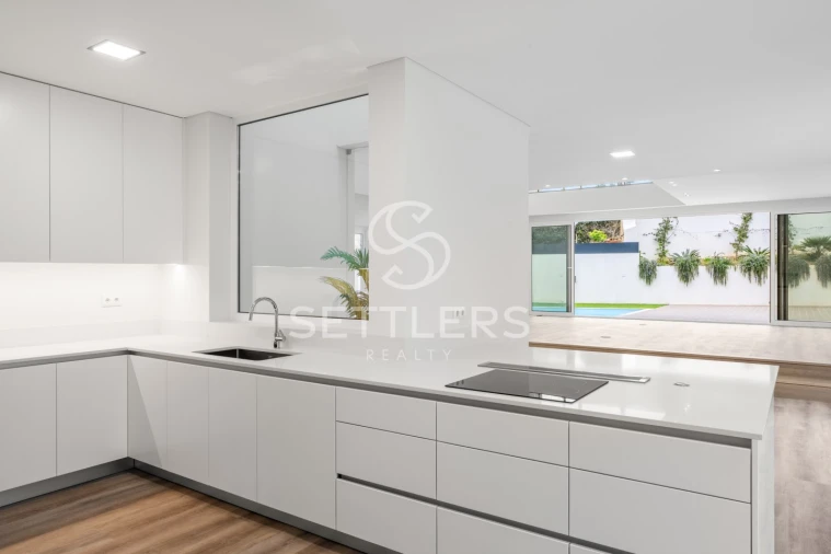 Moradia T4 para Venda em Carcavelos e Parede Foto 7