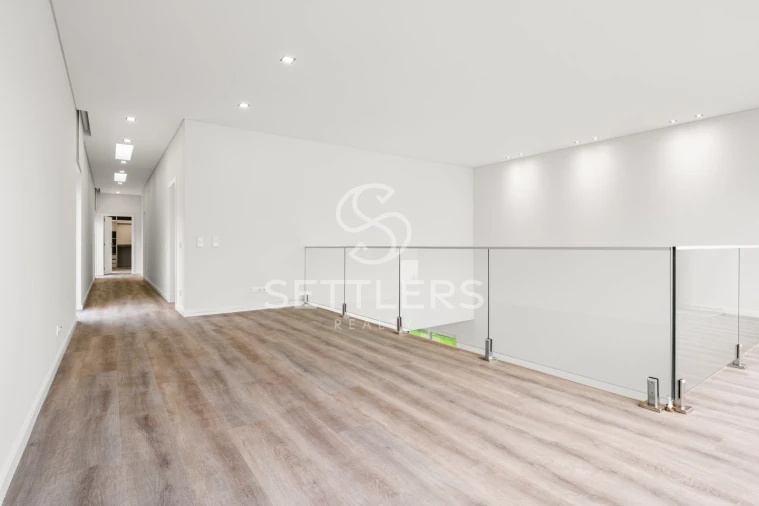 Moradia T4 para Venda em Carcavelos e Parede Foto 13