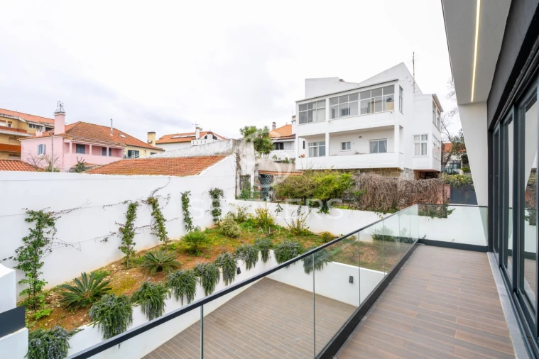 Moradia T4 para Venda em Carcavelos e Parede Foto 24