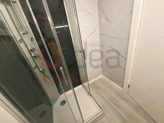 Apartamento T3 para Venda em Laranjeiro e Feijó Foto 15