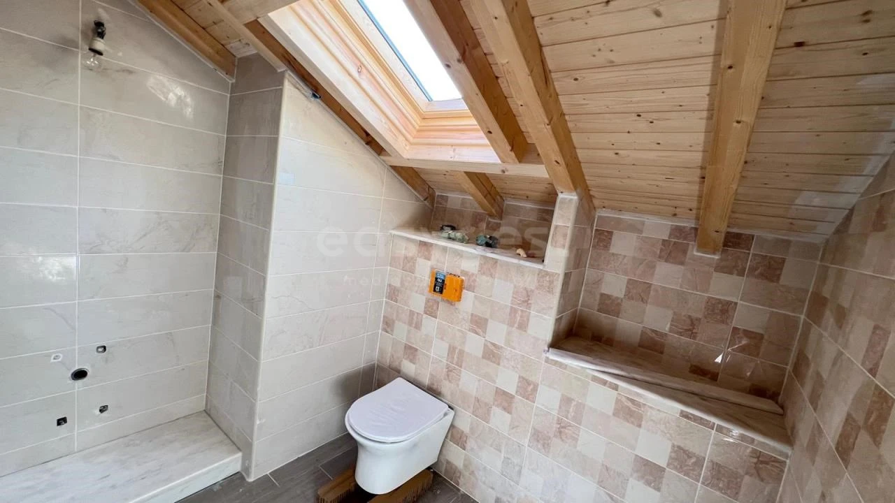 Moradia T3 para Venda em Painho e Figueiros Foto 7