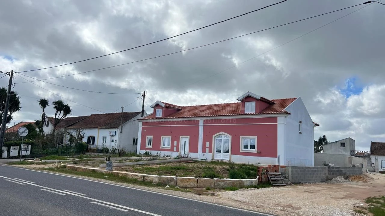 Moradia T3 para Venda em Painho e Figueiros Foto 10