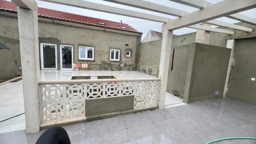 Moradia T3 para Venda em Painho e Figueiros Foto 14