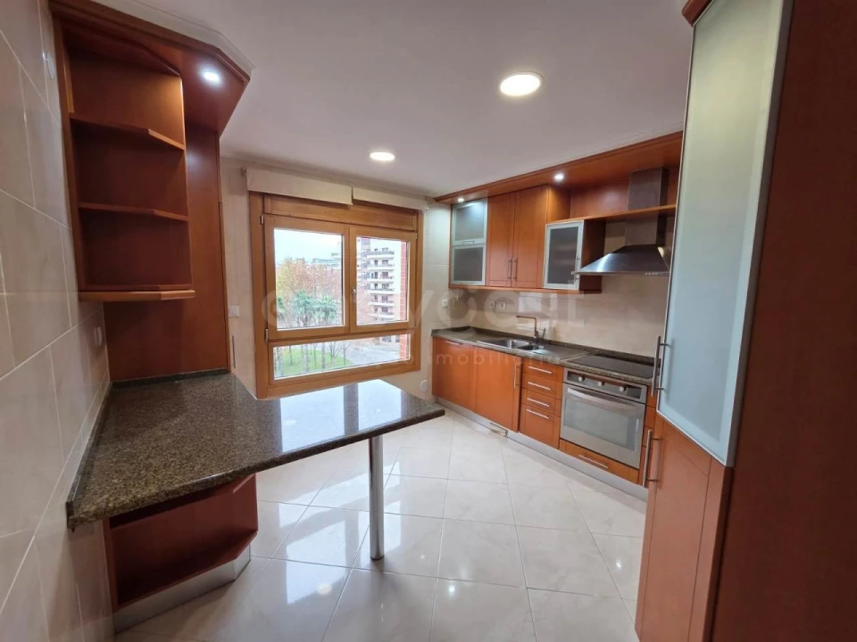 Apartamento T3 para Venda em Odivelas Foto 6