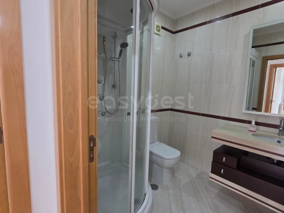 Apartamento T3 para Venda em Odivelas Foto 16