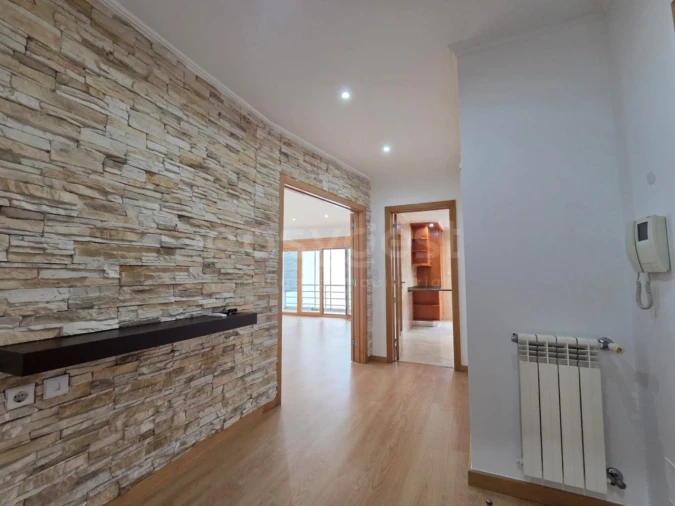 Apartamento T3 para Venda em Odivelas Foto 2