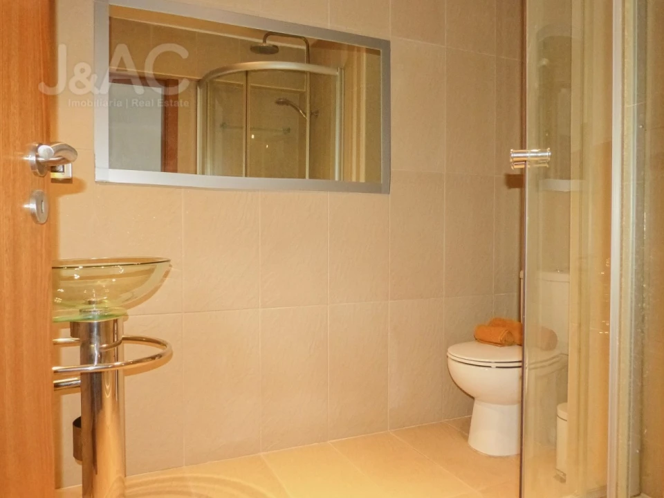 Moradia T3 para Venda em Alcabideche Foto 16