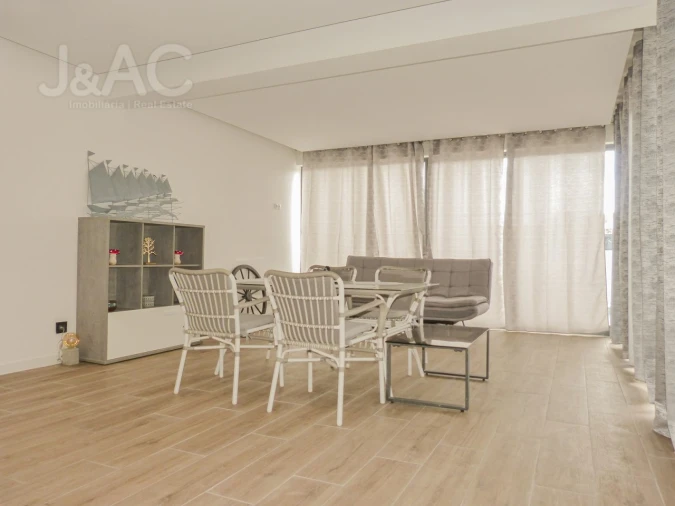 Moradia T3 para Venda em Alcabideche Foto 5