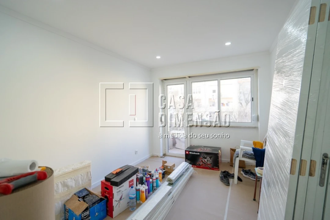 Apartamento T3 para Venda em Falagueira-Venda Nova Foto 25