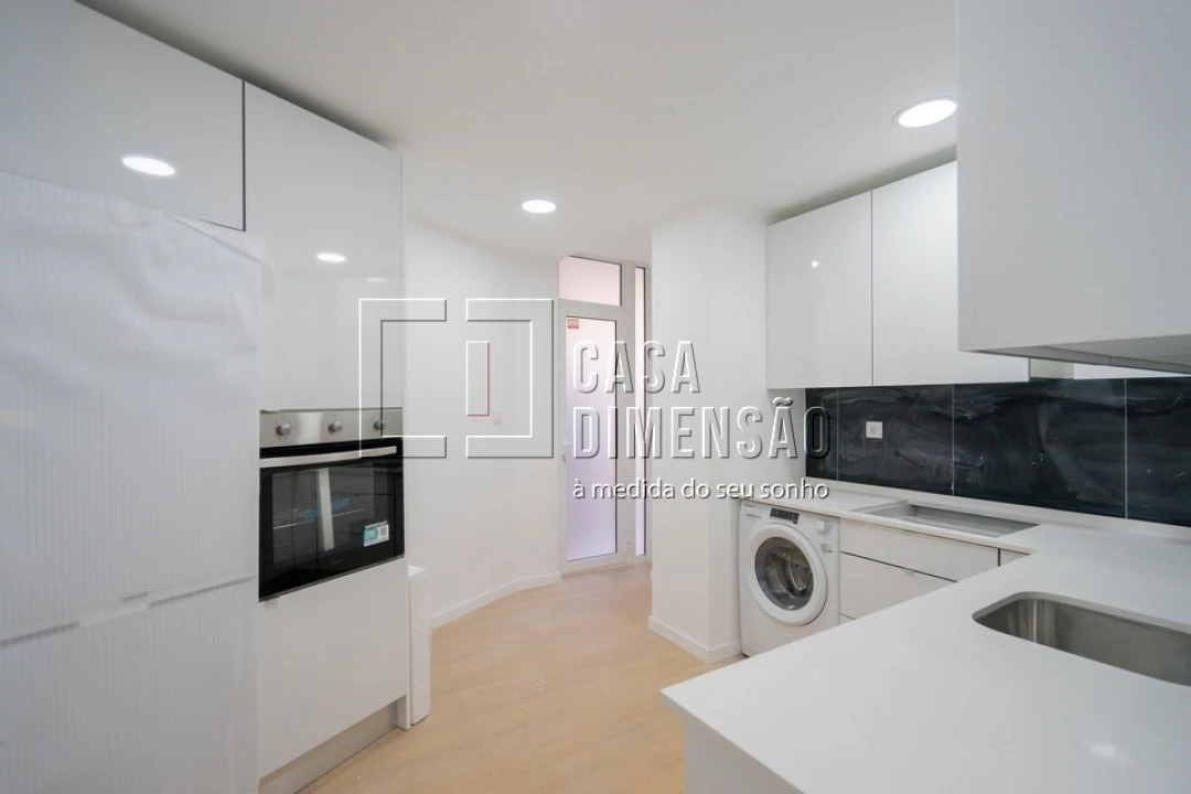 Apartamento T2 para Venda em Mina de Água Foto 3