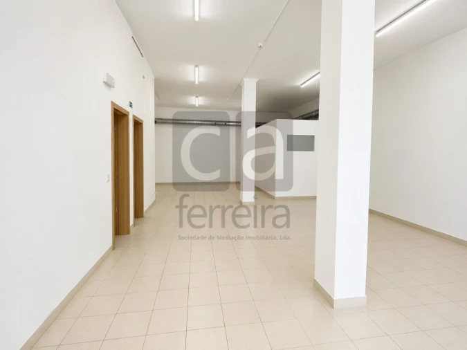 Loja para Venda em Almeirim Foto 6