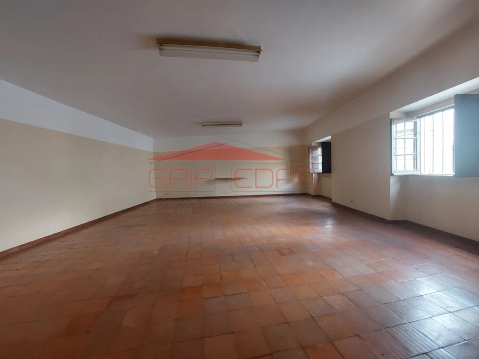 Moradia T11 para Venda em Maiorca Foto 15