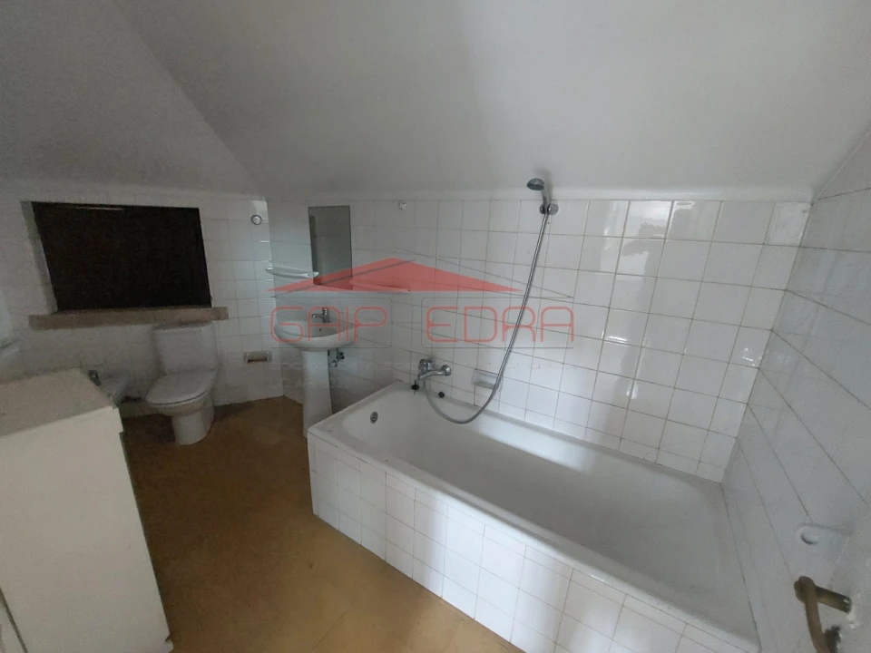 Moradia T11 para Venda em Maiorca Foto 52