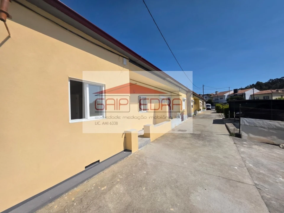 Moradia T2 para Venda em Mafamude e Vilar do Paraíso Foto 1