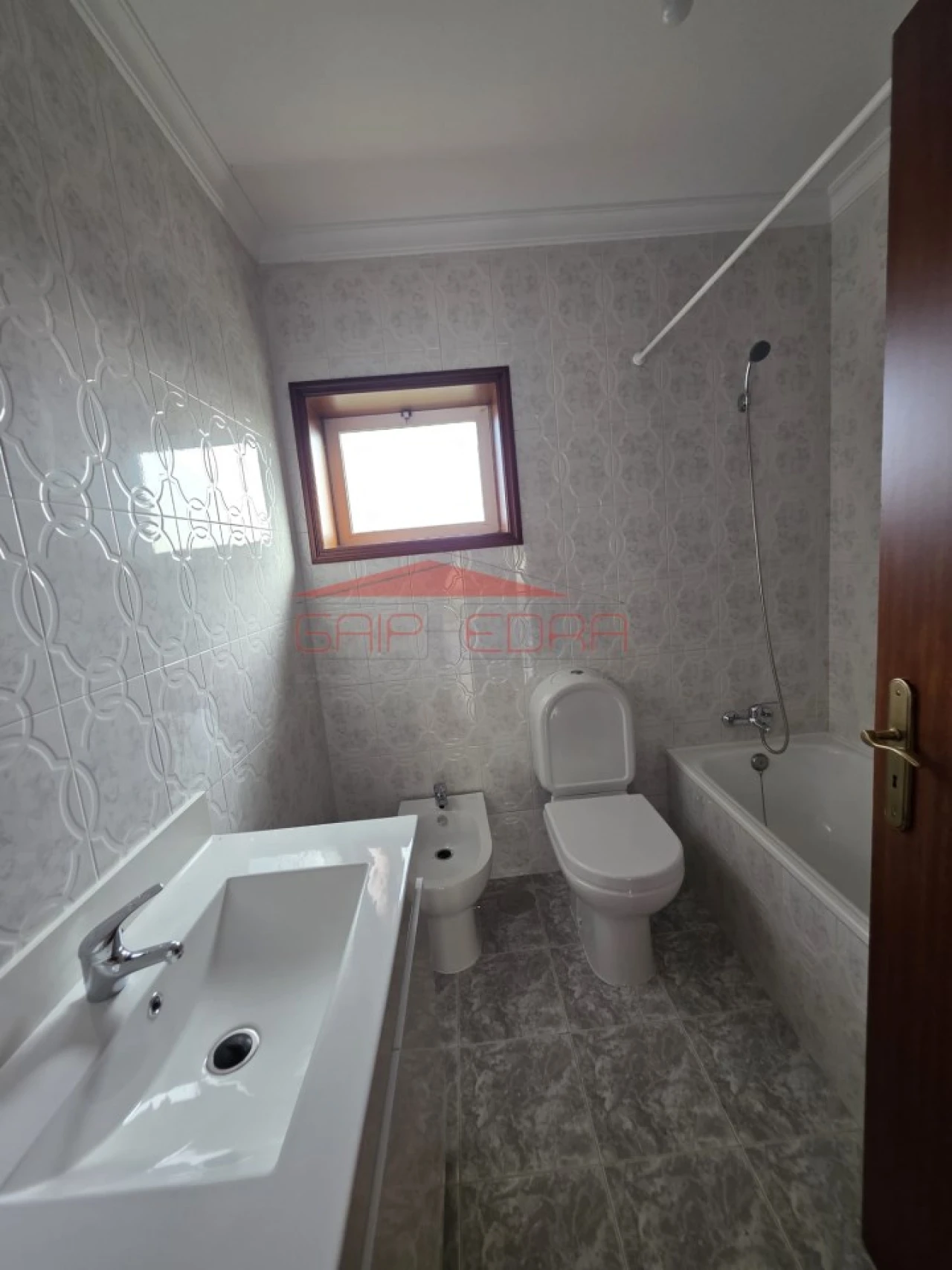 Apartamento T2 para Venda em Abragão Foto 16