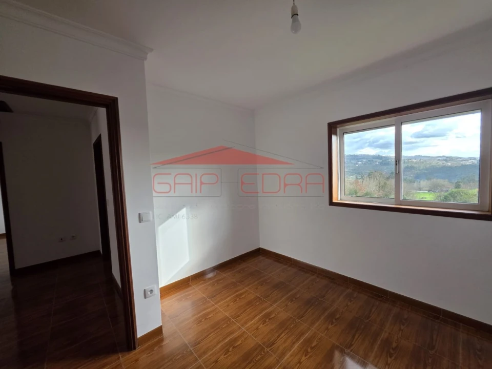 Apartamento T2 para Venda em Abragão Foto 13