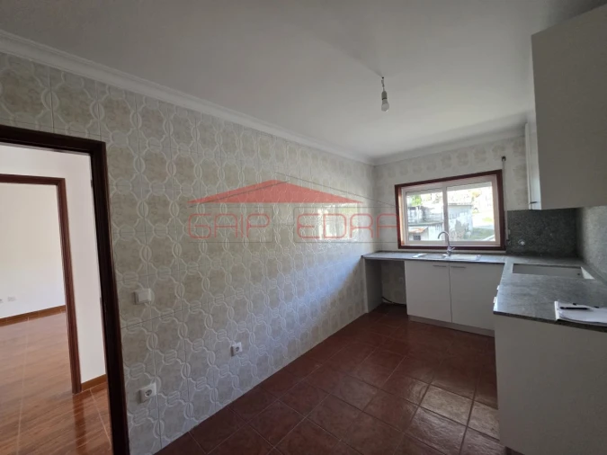 Apartamento T2 para Venda em Abragão Foto 5