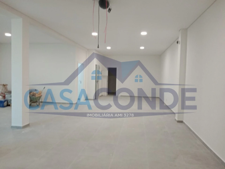 Moradia T4 para Venda em Fernao Ferro Foto 20