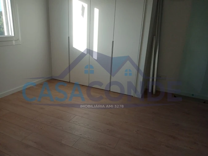 Moradia T4 para Venda em Fernao Ferro Foto 6