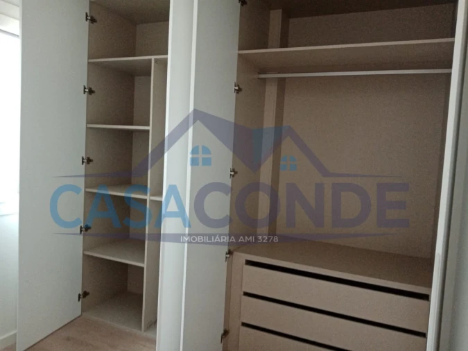 Moradia T4 para Venda em Fernao Ferro Foto 22