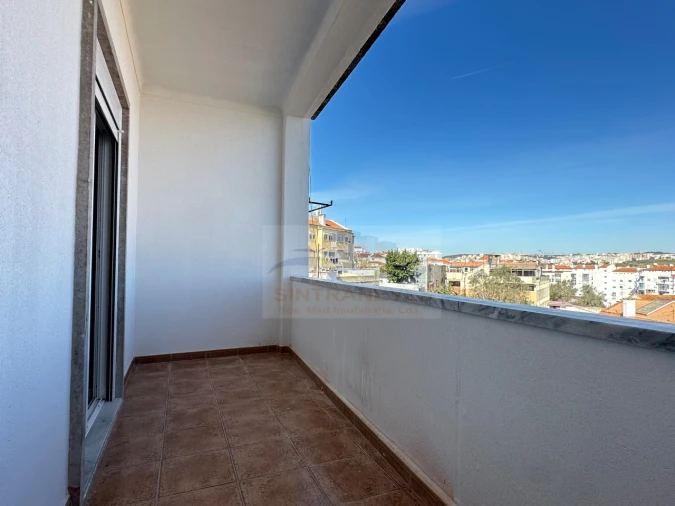 Apartamento T3 para Venda em Águas Livres Foto 15