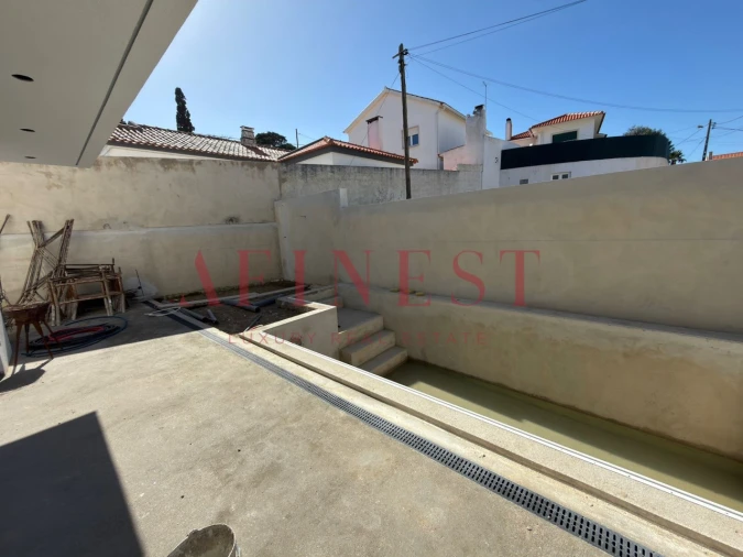 Moradia T4 para Venda em Alcabideche Foto 9