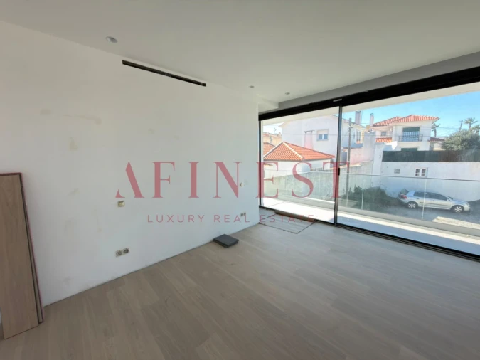 Moradia T4 para Venda em Alcabideche Foto 10