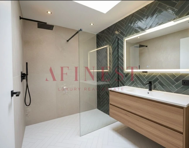 Moradia T4 para Venda em Alcabideche Foto 13