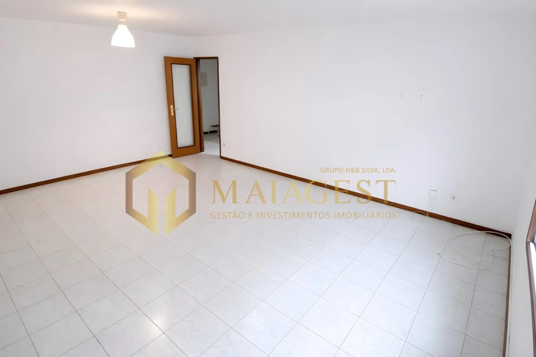 Apartamento T3 para Venda em Baguim do Monte (Rio Tinto) Foto 1