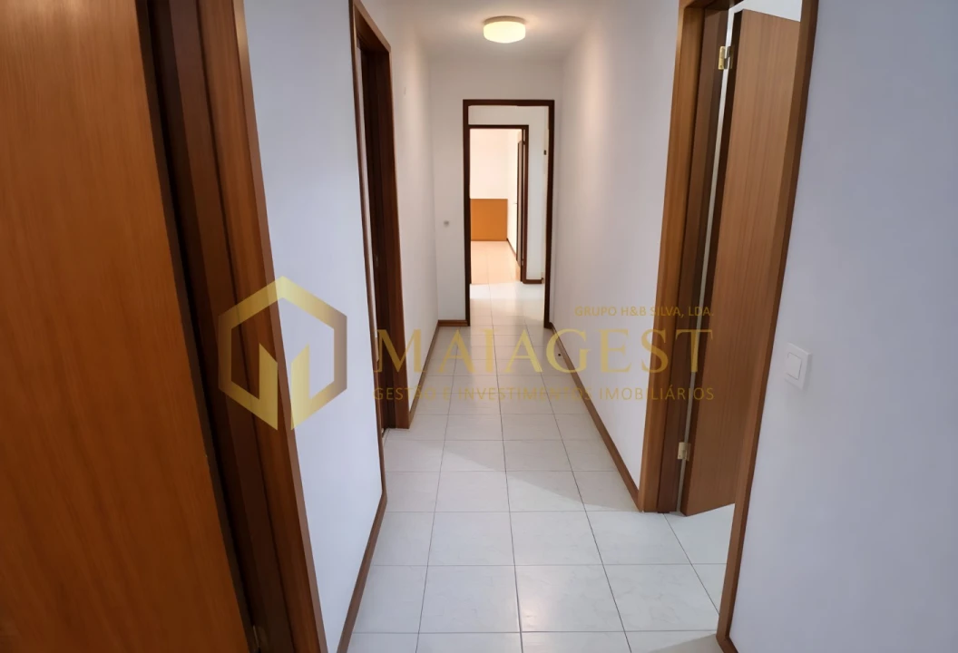 Apartamento T3 para Venda em Baguim do Monte (Rio Tinto) Foto 2