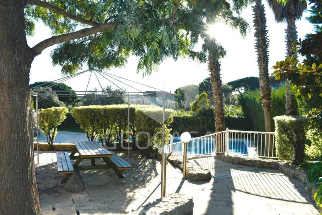 Apartamento T2 para Venda em Alcabideche Foto 3