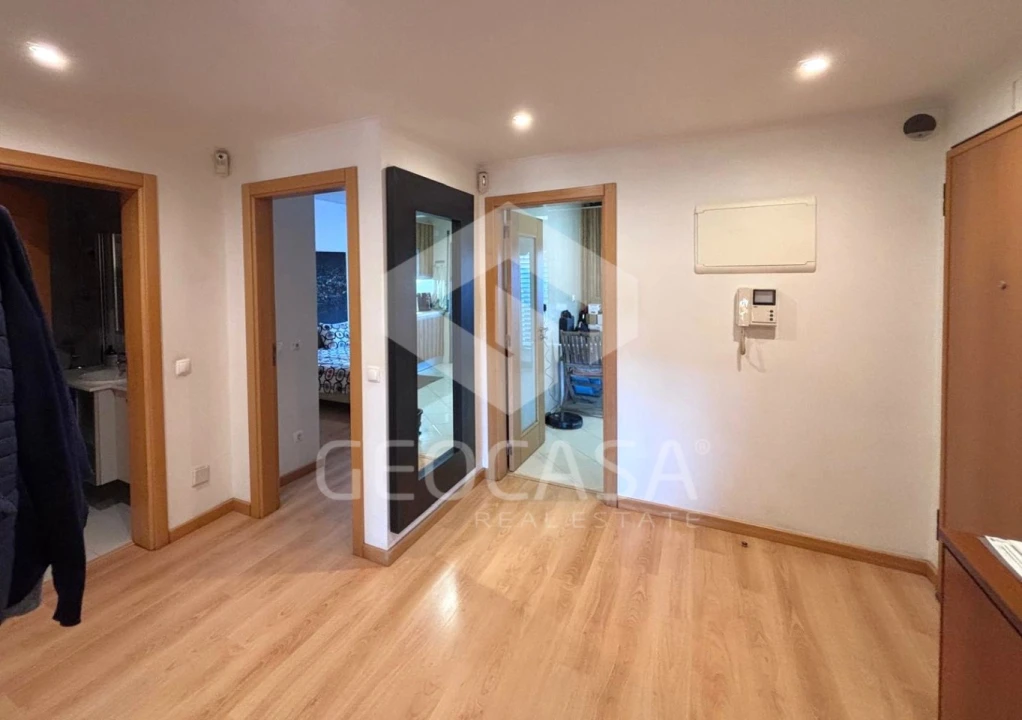 Apartamento T2 para Venda em Alcabideche Foto 6