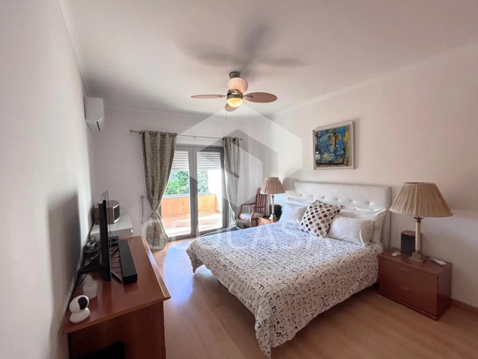 Apartamento T2 para Venda em Alcabideche Foto 26