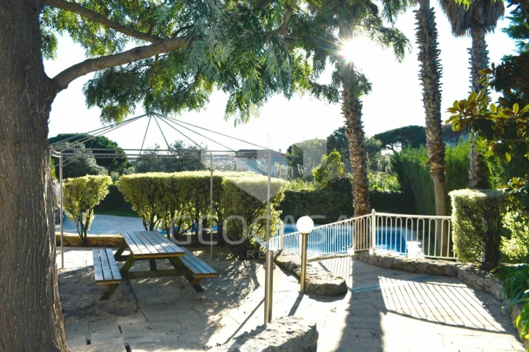 Apartamento T2 para Venda em Alcabideche Foto 3