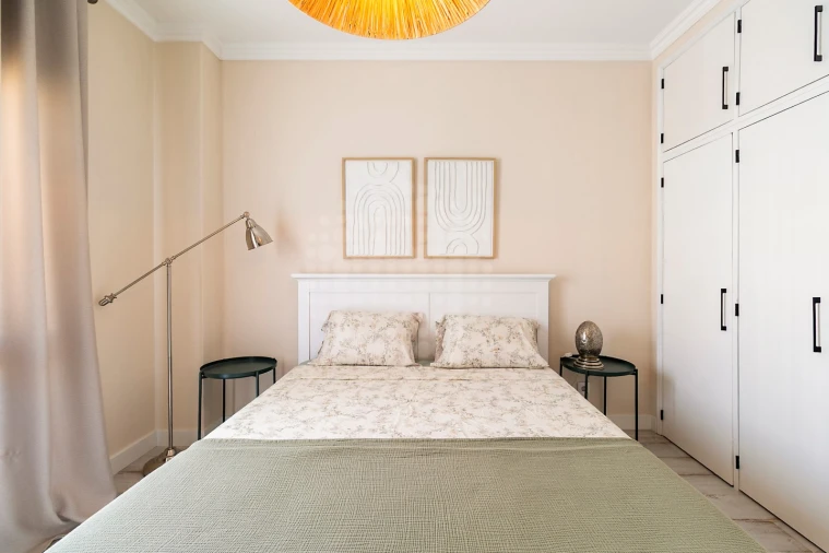 Moradia T4 para Venda em Quelfes Foto 22