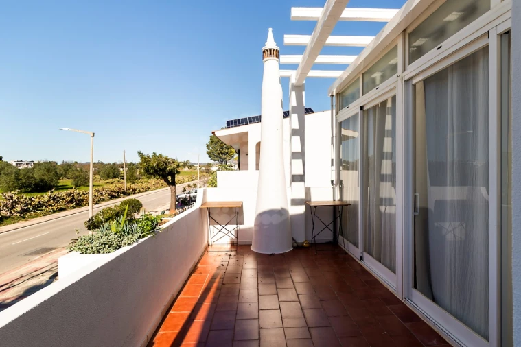 Moradia T4 para Venda em Quelfes Foto 27