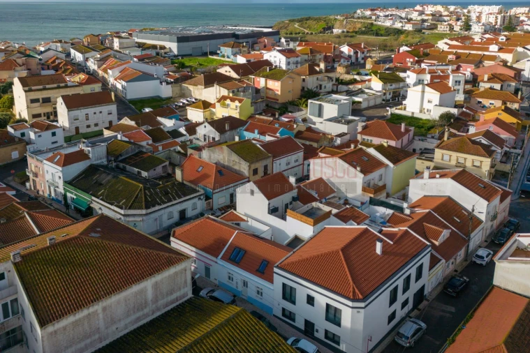 Moradia T3 para Venda em Peniche Foto 25